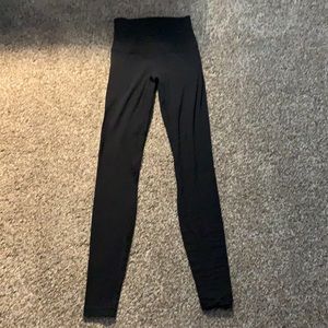 Black lululemon Align Leggings 28”
